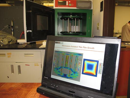 The simulations accounted for all the key parts of the experimental setup at the back. The researchers modeled the coated substrate and the solution containing the titanium, the quartz vessel holding the solution, the metallic rotor holding the vessel, the rotor movement and the microwave oven.
